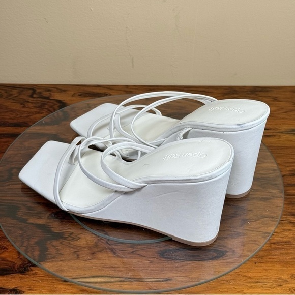 Open Edit Eryn Wedge Sandal in white - Picture 8 of 16